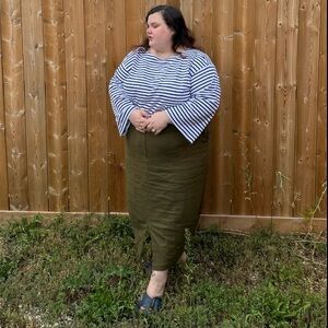 Universal Standard Olive Linen Skirt